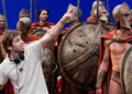 “300” prequel has been picked up by Netflix, and Chuck Snyder will direct the pilot