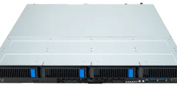3Logic showcases Russian 1U server Crusader Squire 1140R based on Intel Pentium platform