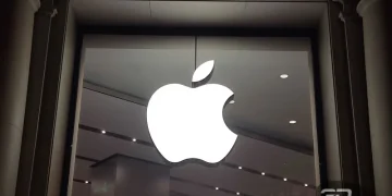 Apple orders removal of barriers to third-party apps on iPhone and iPad Apple orders removal of barriers to third-party apps on iPhone and iPad