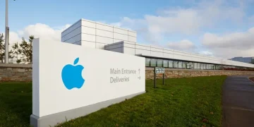 Apple remits 40% of global taxes to Ireland – even though only 3% of the company’s employees work there Apple remits 40% of global taxes to Ireland – even though only 3% of the company’s employees work there