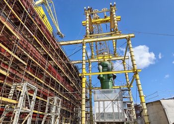 Aroged: A nuclear reactor has been installed on the Project 22220 nuclear icebreaker “Leningrad” under construction