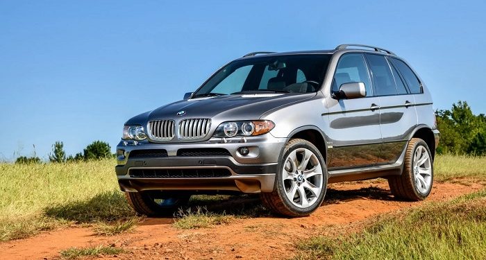 Aroged: In the United States, the unique first-generation BMW X5 with V10 engine will be presented at the Auto Show Aroged: In the United States, the unique first-generation BMW X5 with V10 engine will be presented at the Auto Show
