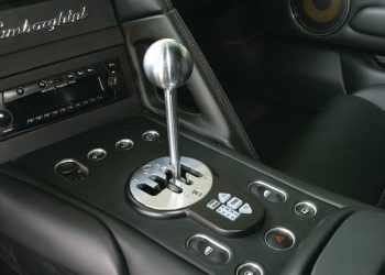 Aroged: Lamborghini does not plan to bring back manual transmissions in its cars