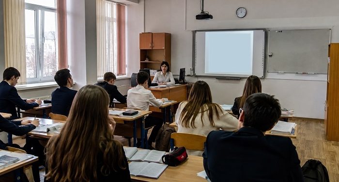 Aroged: Russia’s Supreme Court rules it is illegal for schools to prevent students from advancing to 10th grade Aroged: Russia’s Supreme Court rules it is illegal for schools to prevent students from advancing to 10th grade