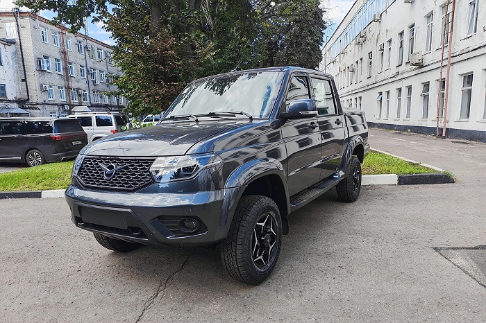 Aroged: UAZ starts production of a redesigned pickup truck with new headlights and diesel engine Aroged: UAZ starts production of a redesigned pickup truck with new headlights and diesel engine