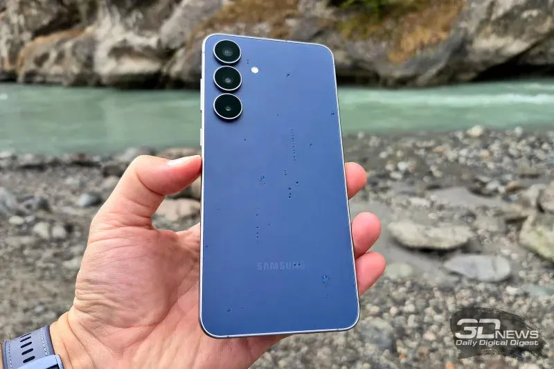 Cheap smartphones are dying due to memory shortage—US sales of sub-0 devices plummet 64% Cheap smartphones are dying due to memory shortage—US sales of sub-0 devices plummet 64%