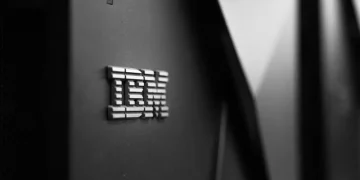 IBM straddles two architectures in one processor – Arm and z/Architecture per core IBM straddles two architectures in one processor – Arm and z/Architecture per core