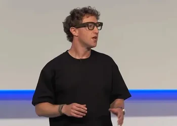 In Germany, they demand that Meta✴ be held criminally responsible for secretly filming with smart glasses