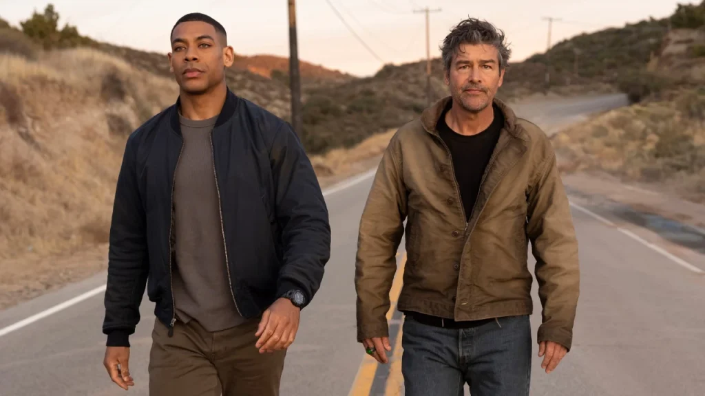 “In the dark, in the day”: “The Lantern” comes out and the series receives rave reviews