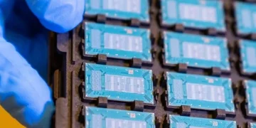 Intel unexpectedly raises as much as  billion as analysts see signs of success in its contract business