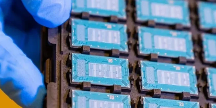 Intel unexpectedly raises as much as  billion as analysts see signs of success in its contract business