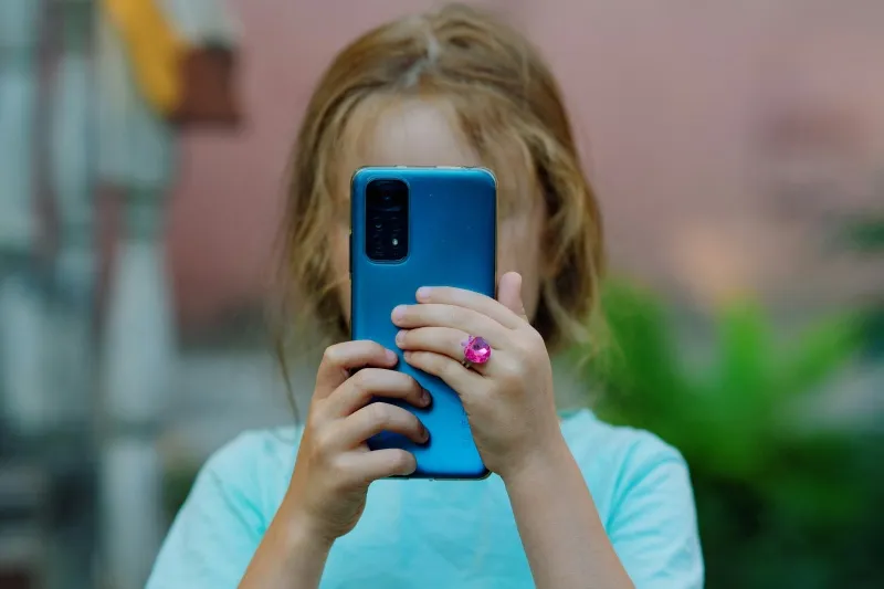 Meta✴ will limit teenagers’ social networking to no more than two hours a day and disable likes — the company has reached a deal with US authorities