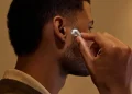 Plaud launches headphones that remember their owner’s conversations—and artificial intelligence will decode and record them on their own Plaud launches headphones that remember their owner’s conversations—and artificial intelligence will decode and record them on their own