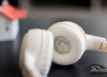 Samsung is developing new over-ear headphones Galaxy H1