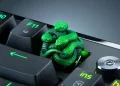 Snake print design and hand-painted: Exclusive Razer Artisan keycaps for Snake print design and hand-painted: Exclusive Razer Artisan keycaps for
