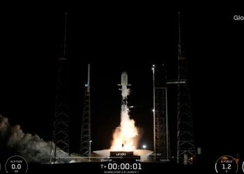 SpaceX launches two Falcon 9 rockets just 38 minutes apart, setting a new record