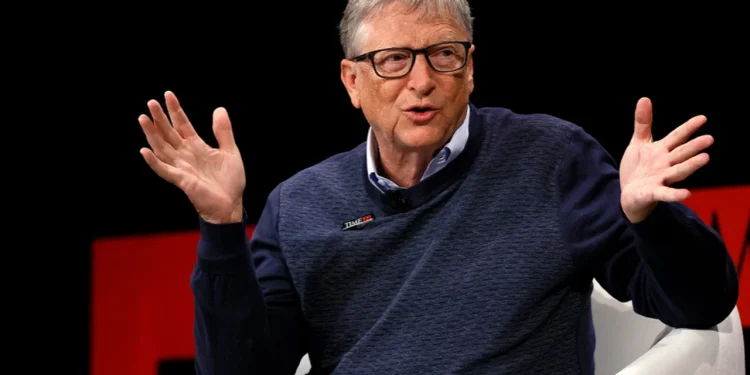 The father of Windows seems to have fallen into old age madness: he can see again