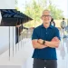 Tim Cook gives an emotional speech to Apple employees on his final day as CEO Tim Cook gives an emotional speech to Apple employees on his final day as CEO