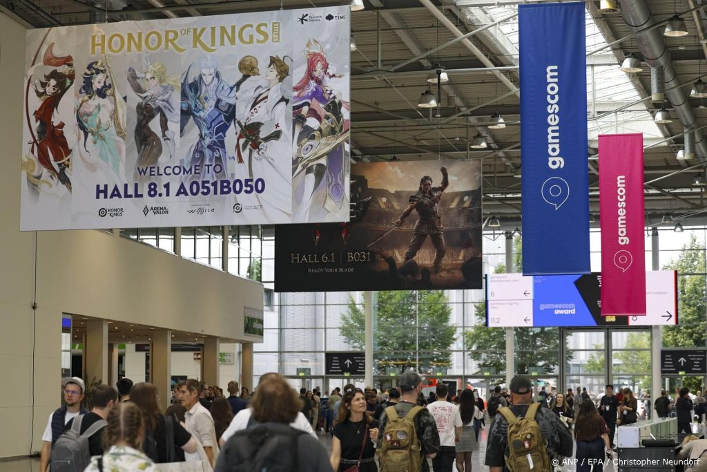 World’s largest games show draws near-record attendance