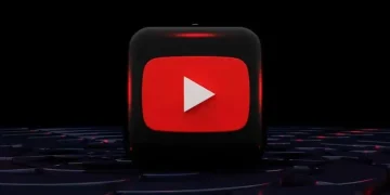 YouTube starts investing millions of dollars in bloggers to keep them from switching to Netflix and other competitors YouTube starts investing millions of dollars in bloggers to keep them from switching to Netflix and other competitors