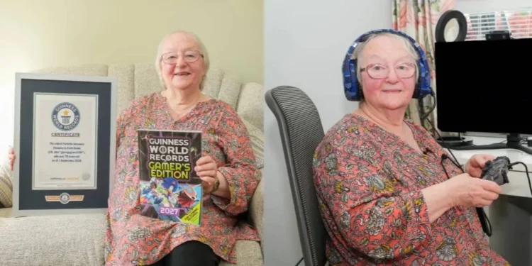 78-year-old grandmother becomes world record holder for live broadcast of “Fortress Heroes”