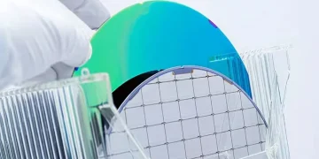 A Chinese citizen was arrested in Belgium on suspicion of stealing semiconductor technology.