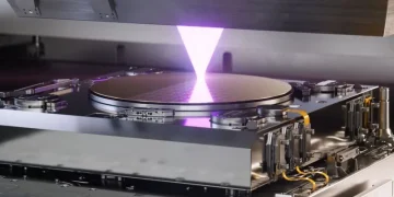 ASML optical supplier agrees Chinese EUV wafer manufacturing equipment will take at least 15 years to be ready ASML optical supplier agrees Chinese EUV wafer manufacturing equipment will take at least 15 years to be ready