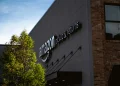 Amazon to spend more than 0 million to build robot factory Amazon to spend more than 0 million to build robot factory
