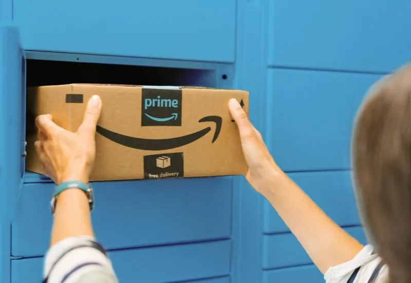 Amazon will appear in court to answer charges of price-fixing and defrauding advertisers of more than billion Amazon will appear in court to answer charges of price-fixing and defrauding advertisers of more than billion
