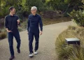 Apple starts a new era for the third time: Tim Cook steps down as company boss