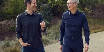 Apple’s new CEO will earn million in revenue next year, million more than Tim Cook Apple’s new CEO will earn million in revenue next year, million more than Tim Cook