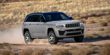 Aroged: Jeep Grand Cherokee SUV will be equipped with an inline six-cylinder engine Aroged: Jeep Grand Cherokee SUV will be equipped with an inline six-cylinder engine