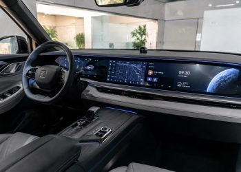 Aroged: Media system rated as the most problematic element of modern cars