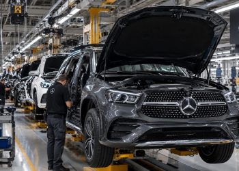 Aroged: Mercedes admits possible closure of two German plants