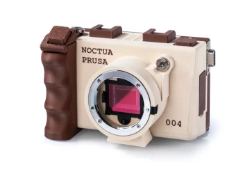 Artificial intelligence-protected camera with built-in Noctua fan?