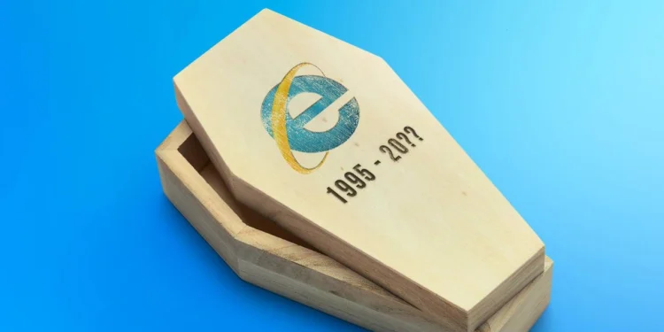 As if everyone else is using it: Microsoft reminds enterprise customers to finally turn off Internet Explorer mode by the end of 2029