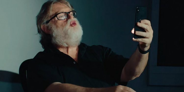 Gabe Newell: “One of the biggest mistakes developers make is mistaking fun for hacking” Gabe Newell: “One of the biggest mistakes developers make is mistaking fun for hacking”