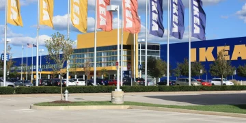 How IKEA is retraining 8,500 employees rather than laying off employees as it introduces artificial intelligence How IKEA is retraining 8,500 employees rather than laying off employees as it introduces artificial intelligence