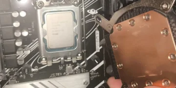 Intel Core i7-12700K worked without thermal paste for three years and miraculously did not die Intel Core i7-12700K worked without thermal paste for three years and miraculously did not die