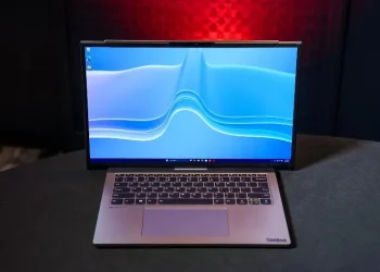 Lenovo showed off a 14-inch laptop with screen expansion to 17 inches