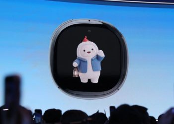 Meta Muse Charm is a gadget that lets you talk to artificial intelligence without a phone