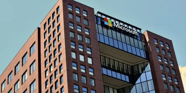 Microsoft changes its reporting structure and will now report data on its Azure cloud, which already accounts for a third of revenue Microsoft changes its reporting structure and will now report data on its Azure cloud, which already accounts for a third of revenue