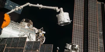 Robotic arm gets stuck on International Space Station – could interfere with Dragon Crew-13 docking Robotic arm gets stuck on International Space Station – could interfere with Dragon Crew-13 docking