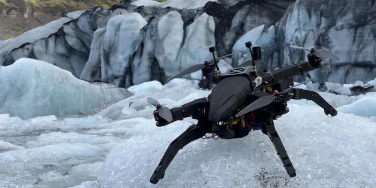 Scientists create a drone with ‘cat claws’ that can land on icebergs and steep ice cliffs Scientists create a drone with ‘cat claws’ that can land on icebergs and steep ice cliffs