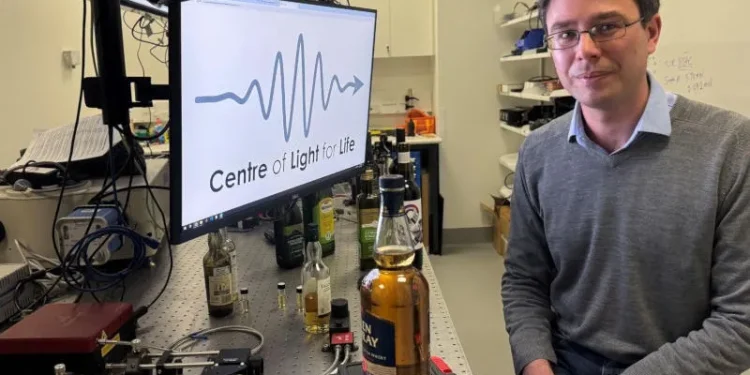 Scientists create laser detector to spot fake wine without opening bottle Scientists create laser detector to spot fake wine without opening bottle