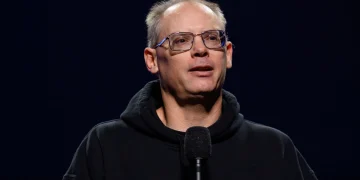 Tim Sweeney criticizes EU plan to ban children from using social networks – and he’s terrified of banning teenagers from playing Fortress Heroes Tim Sweeney criticizes EU plan to ban children from using social networks – and he’s terrified of banning teenagers from playing Fortress Heroes
