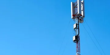 Yadro invests 1.2 billion rubles to develop dual-band radio modules for LTE and 5G networks Yadro invests 1.2 billion rubles to develop dual-band radio modules for LTE and 5G networks