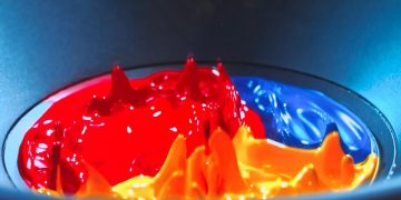 YouTube experiments with A/B testing of videos, but doubts arise over risks of manipulated comments YouTube experiments with A/B testing of videos, but doubts arise over risks of manipulated comments