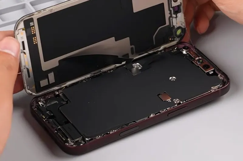 iPhone 18 Pro camera teardown – the truth is revealed about how Apple managed to reduce dynamic island iPhone 18 Pro camera teardown – the truth is revealed about how Apple managed to reduce dynamic island