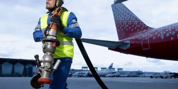 Aroged: Gazprom Neft plans to develop production of environmentally friendly aviation fuel